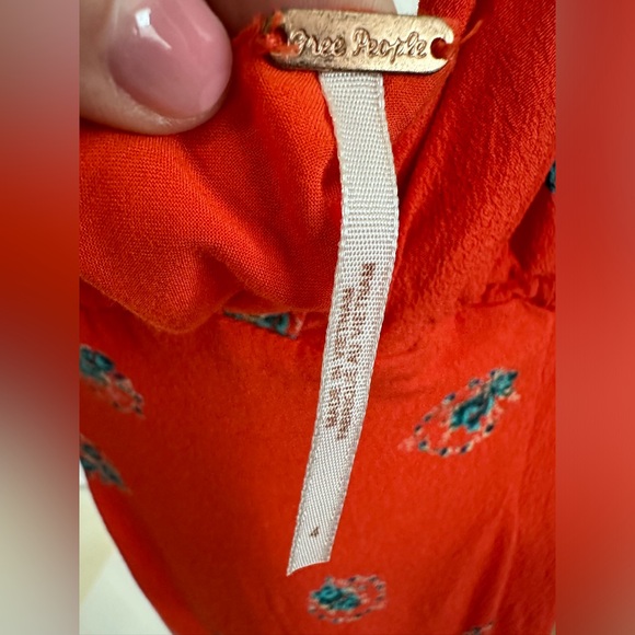 Free People Mockingbird Red Floral Flowy Mini Dress Size 4 🌺 - Picture 7 of 7